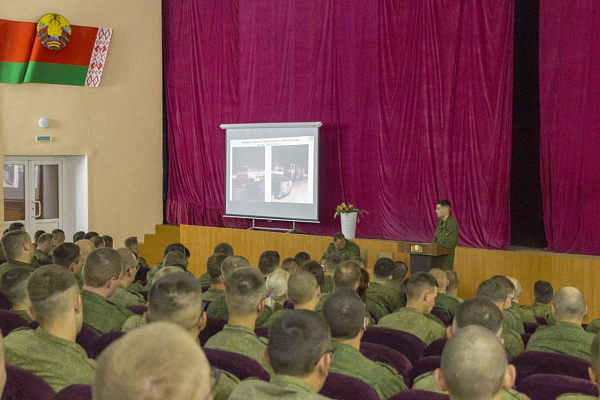 В 74 опс прошло занятие в рамках месячника безопасности дорожного движения