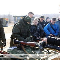 Около 1000 учащихся посетили день открытых дверей на полигоне Осиповичский