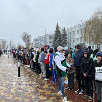 Военнослужащие участвуют в  Международном торжественном марафоне