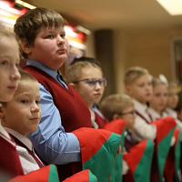 Торжественное посвящение в пионеры