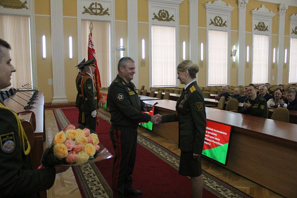 С праздником!