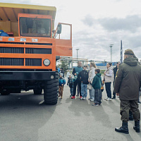 Военнослужащие 36 дмостбр посетили ОАО «БелАЗ»