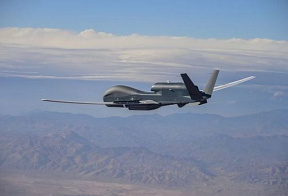 Northrop Grumman передала НАТО третий БЛА RQ-4D «Феникс»