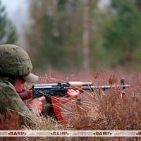 На полигонах и участках местности проходит командно-штабное учение с подразделениями одной из механизированных бригад