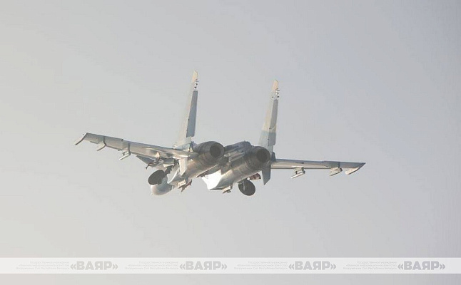 Командирские полёты на аэродроме 61-й истребительной авиабазы