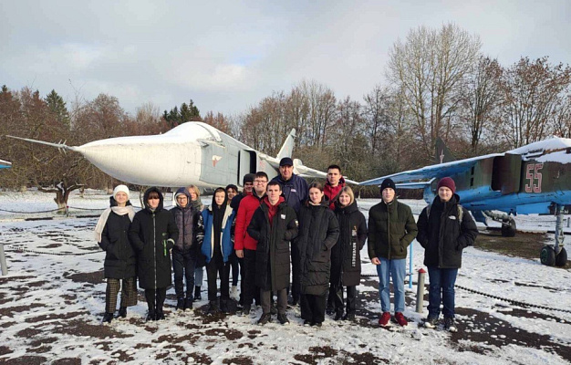 Экскурсия в авиабазу