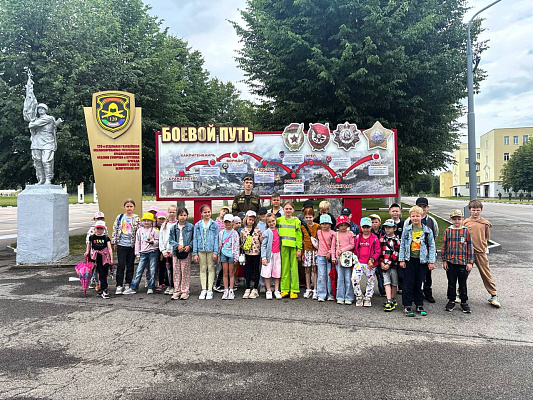 Воспитанники школьного лагеря посетили 120 омбр 