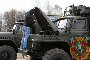 Надежная армейская техника всегда найдет своего покупателя