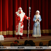 В Центральном Доме офицеров состоялось новогоднее представление для детей военнослужащих Минского гарнизона