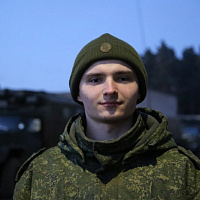 У гвардейцев — ночной марш