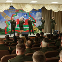 С праздником, военные автомобилисты!