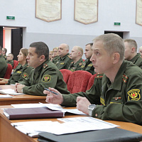 Сбор с офицерами органов идеологической работы Западного оперативного командования	