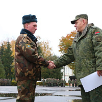 С благодарностью за службу