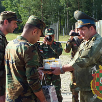 Организаторы конкурса Армейских международных игр «Снайперский рубеж» поздравили команды Китая и Сирии с Днем Вооруженных Сил