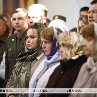 Торжественное вручение иконы святого великомученика Димитрия Солунского