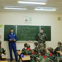 Летчики провели Уроки мужества