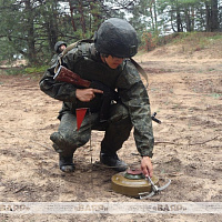 Курсанты военного факультета в Гродненском государственном университете имени Янки Купалы прошли обкатку танком