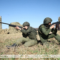 Один из дивизионов зенитной ракетной бригады получил боевое распоряжение и выдвинулся в назначенный район