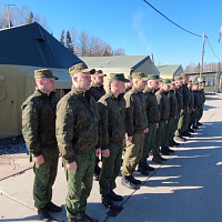 Показное занятие по обустройству полевого лагеря