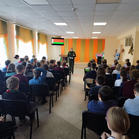 Занятие с учащимися 12 средней школы г.Борисова