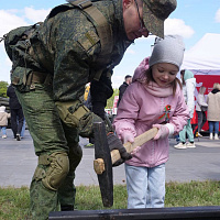 Праздничные мероприятия у мемориального комплекса «Курган Славы»