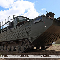 Военнослужащие понтонно-мостового батальона 188 ибр отработали наведение паромной переправы через реку Днепр