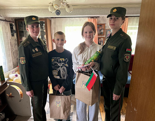 Военнослужащие 19 омбр приняли участие в акции «Соберём детей в школу»