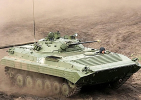 Модернизированные БМП-2М поступили на вооружение российской военной базы в Таджикистане