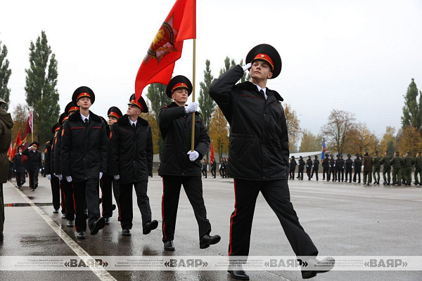 В Военной академии Беларуси состоялся X Республиканский смотр-конкурс по строевой подготовке среди суворовцев, кадетов и лицеистов