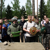 На каникулы… в армию