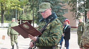 Призванные из запаса белорусские военнослужащие приняли присягу