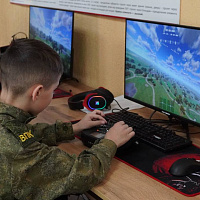 Воспитанники военно-патриотического клуба «Гвардейцы 120-й» посетили столичную механизированную бригаду