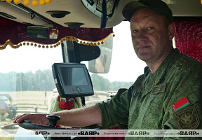 Военные помогают аграриям