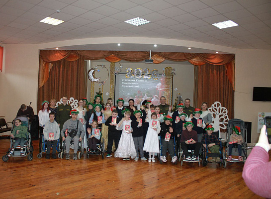 Военнослужащие 619 бхрмусс посетили воспитанников Осиповичской специальной школы-интерната 