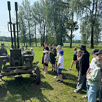 Каникулы с армией проводят тысячи юных белорусов