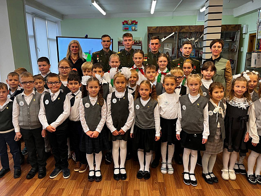 Курсанты Военной академии побывали в гостях у школьников