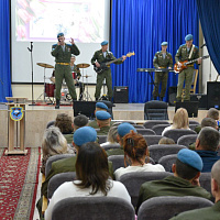 В клубе 38 одшбр прошёл торжественный вечер чествования матерей военнослужащих