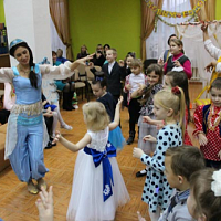 Ёлки наряжаются – чудеса случаются