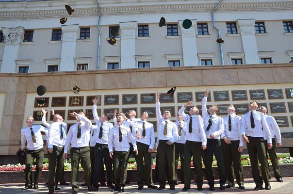 Выпуск офицеров военно-транспортного факультета в БелГУТ