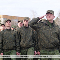 В 120 омбр проводили в запас более 500 военнослужащих, выслуживших установленные сроки срочной военной службы