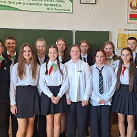 С Днём знаний учащихся школ Каменца и Каменецкого района поздравили военнослужащие 111 абр