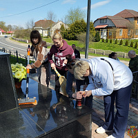 В день субботника – дань памяти героям