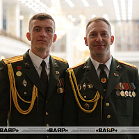 Личный состав военного информационного агентства «Ваяр» посетил с экскурсией Дворец Независимости