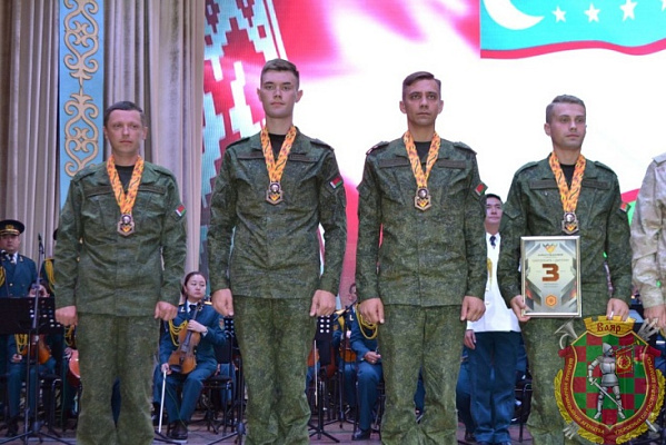 В Нур-Султане прошла церемония награждения победителей и призёров «АрМИ-2022»