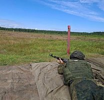 Занятие по огневой подготовке с военнослужащими 72 ОУЦ