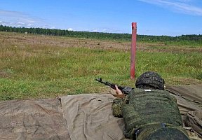 Занятие по огневой подготовке с военнослужащими 72 ОУЦ