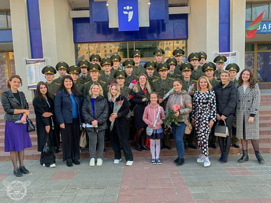 Курсанты побывали на спектакле «Белая буква»