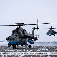 На аэродроме в/ч 06752 проходят плановые учебно-тренировочные полеты