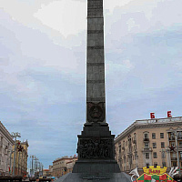 Минские суворовцы несут Вахту памяти у Вечного огня 