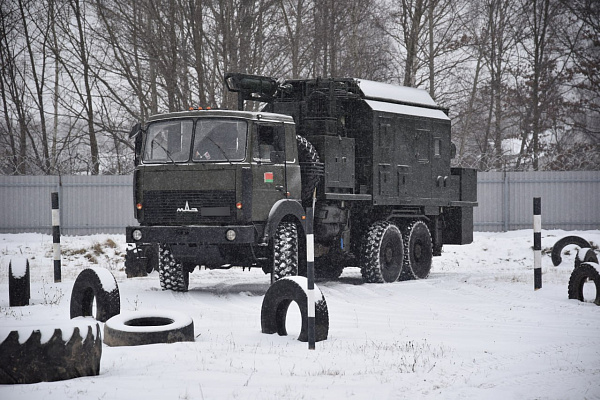 Занятие по вождению боевых и специальных машин в 48 об РЭБ